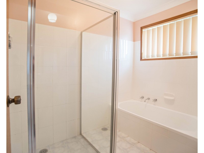 27 Wentworth Street, Taree NSW 2430