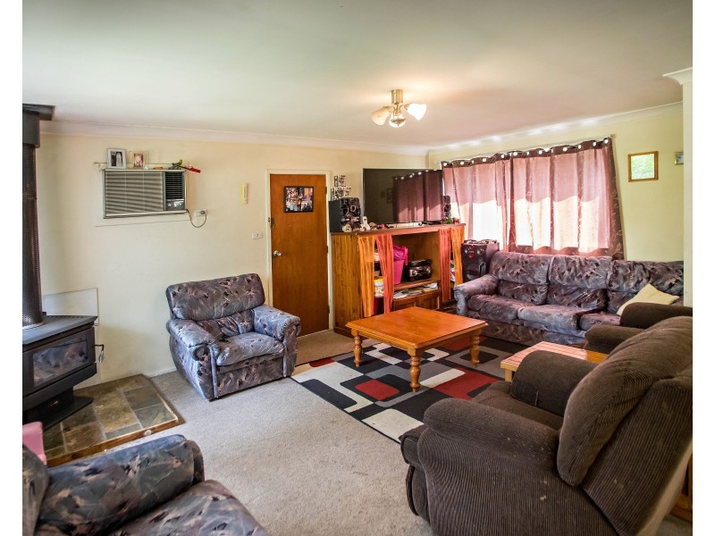 1 Kundibakh Close, Wingham NSW 2429