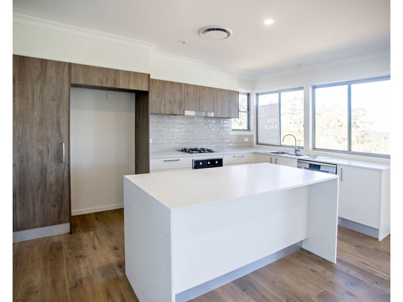8 The Knoll, Tallwoods Village NSW 2430