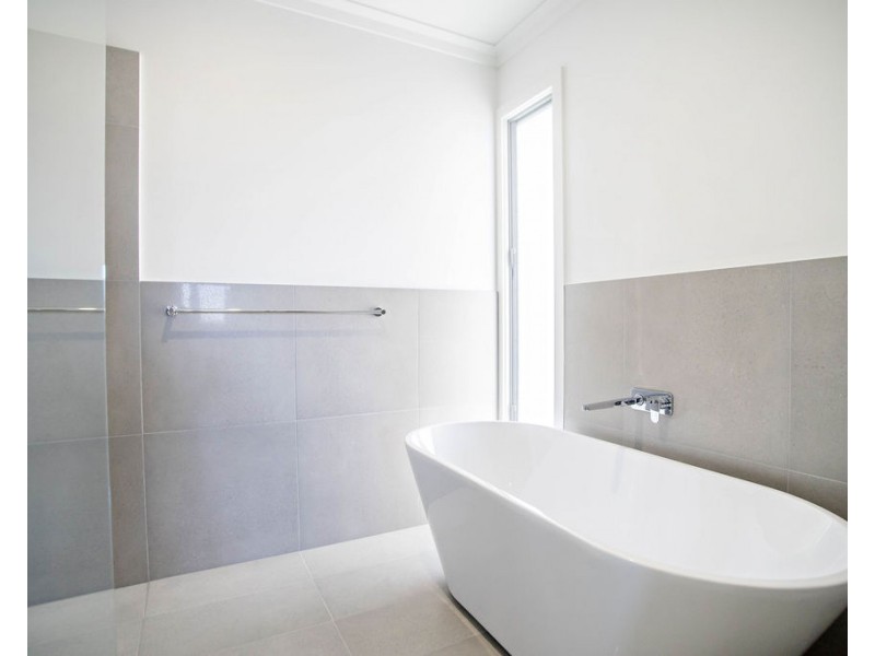 8 The Knoll, Tallwoods Village NSW 2430