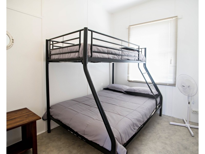 18 Glacken Street, Harrington NSW 2427