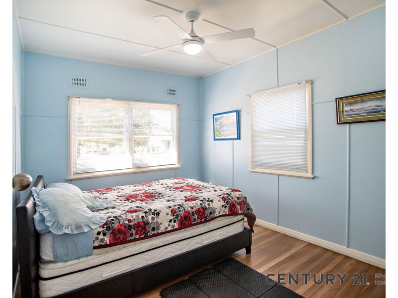 8 Hooke Street, Taree NSW 2430