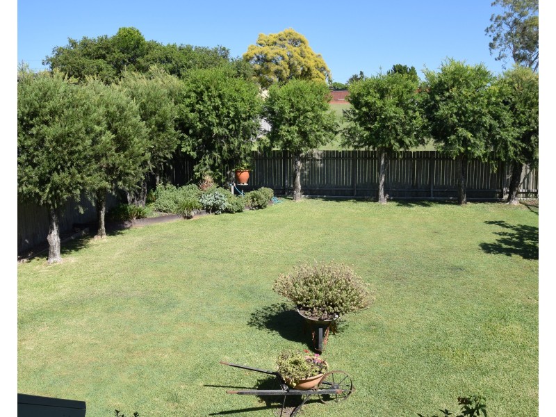 24 Coulston Street, Taree NSW 2430