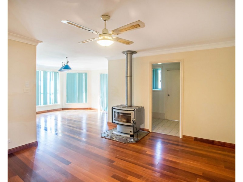 22 Burrawong Crescent, Taree NSW 2430