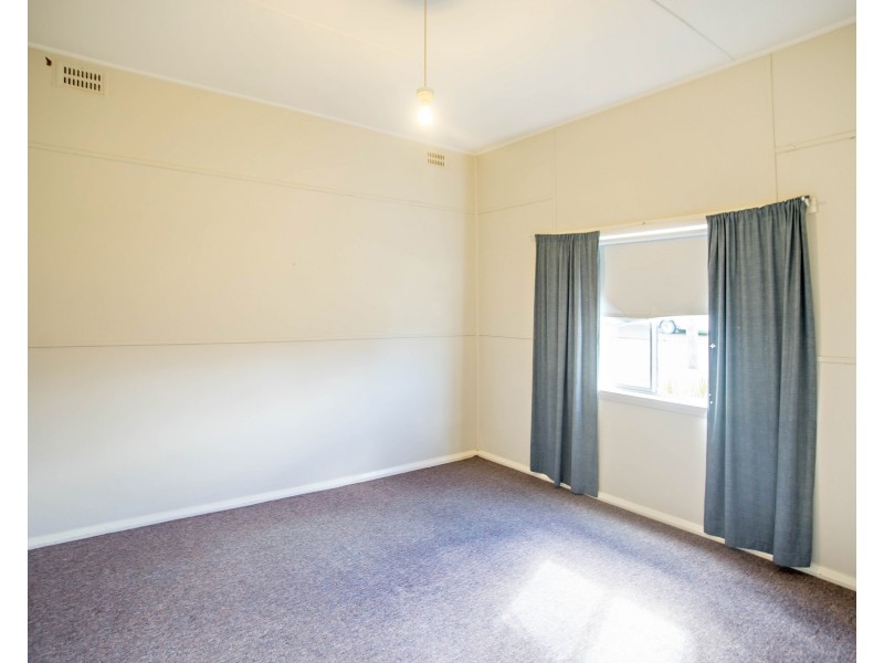 28 McRae Avenue, Taree NSW 2430