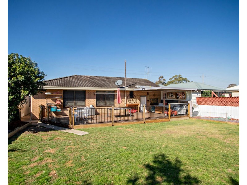 1 Deb Street, Taree NSW 2430