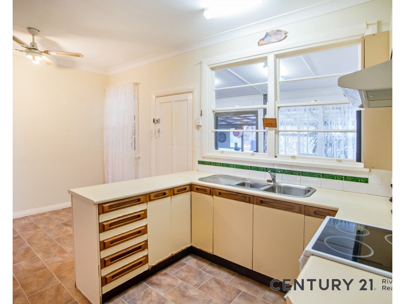 18 Coulston Street, Taree NSW 2430