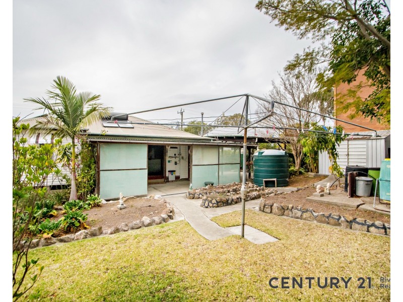 18 Coulston Street, Taree NSW 2430