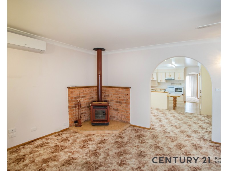 28 Petken Drive, Taree NSW 2430