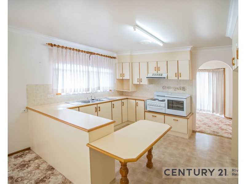 28 Petken Drive, Taree NSW 2430