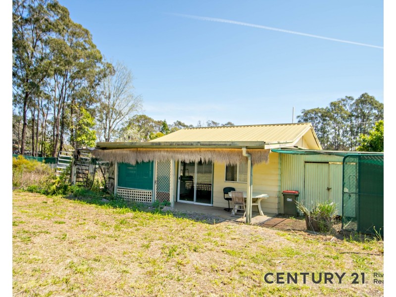 2 Farmborough Close, Cundletown NSW 2430