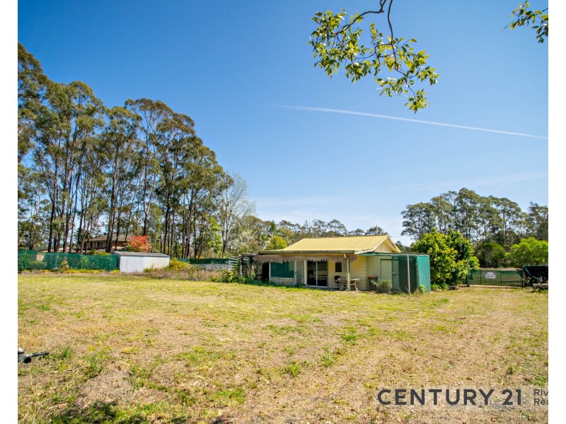 2 Farmborough Close, Cundletown NSW 2430