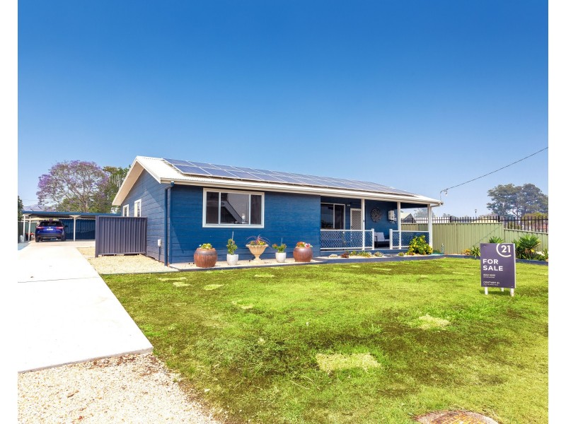 16 Cowper Street, Taree NSW 2430