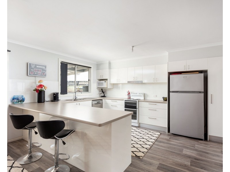 16 Cowper Street, Taree NSW 2430