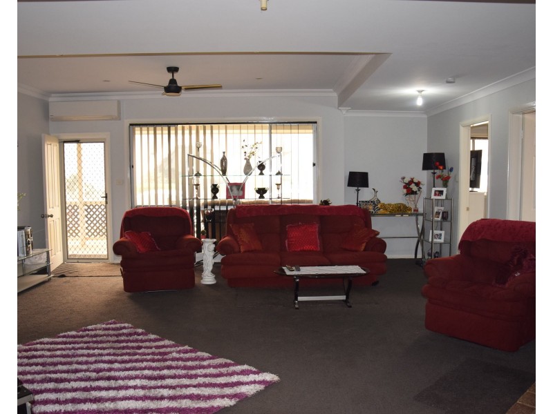 16 Cowper Street, Taree NSW 2430