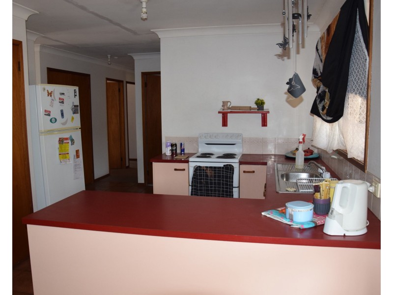 8 East Lansdowne Road, Lansdowne NSW 2430