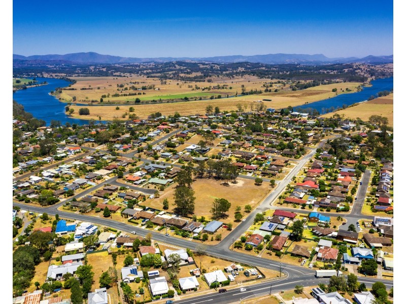 168  Commerce Street, Taree NSW 2430