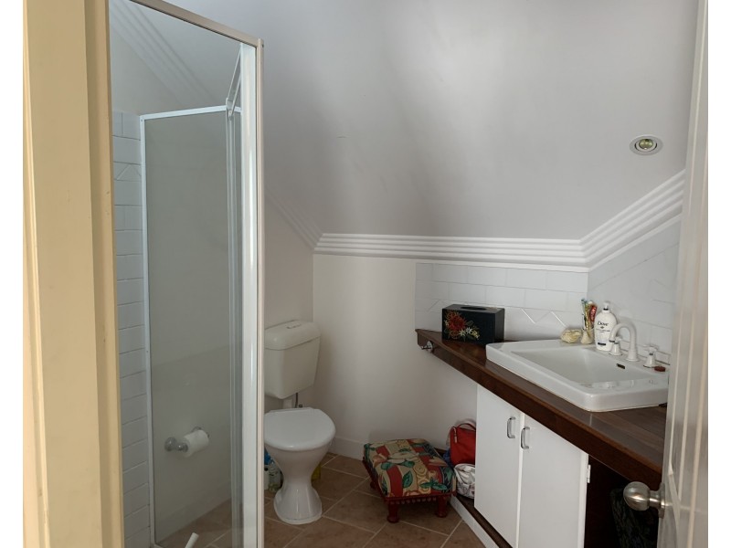 16A Crescent Ave, Taree NSW 2430