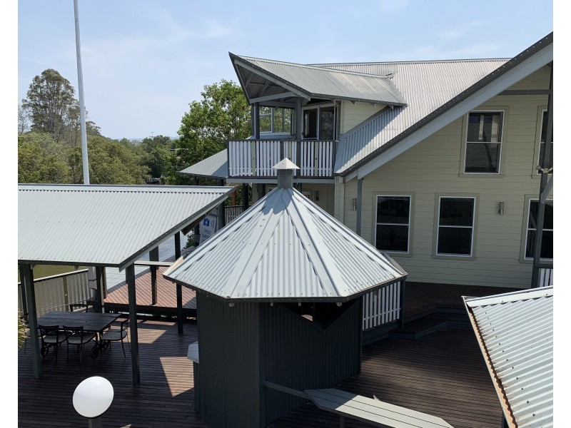 16A Crescent Ave, Taree NSW 2430