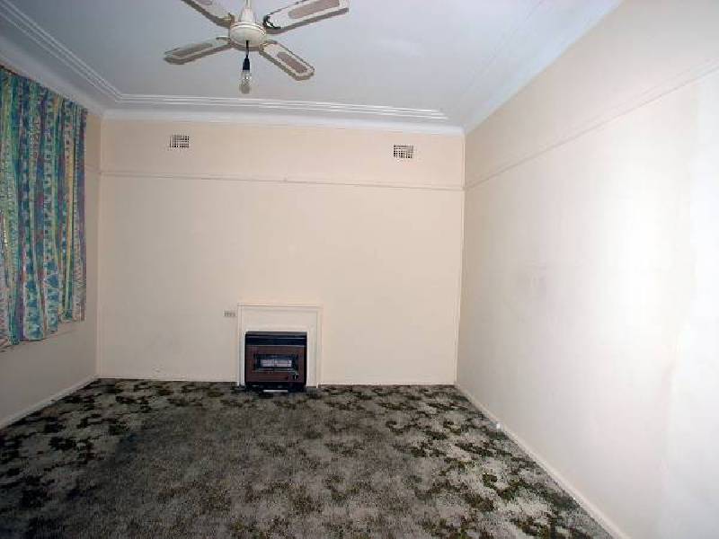 104 Barbara Boulevarde, Seven Hills NSW 2147