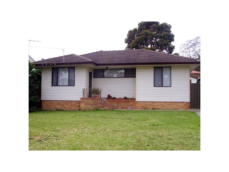 17 BLAXLAND STREET, Lalor Park NSW 2147