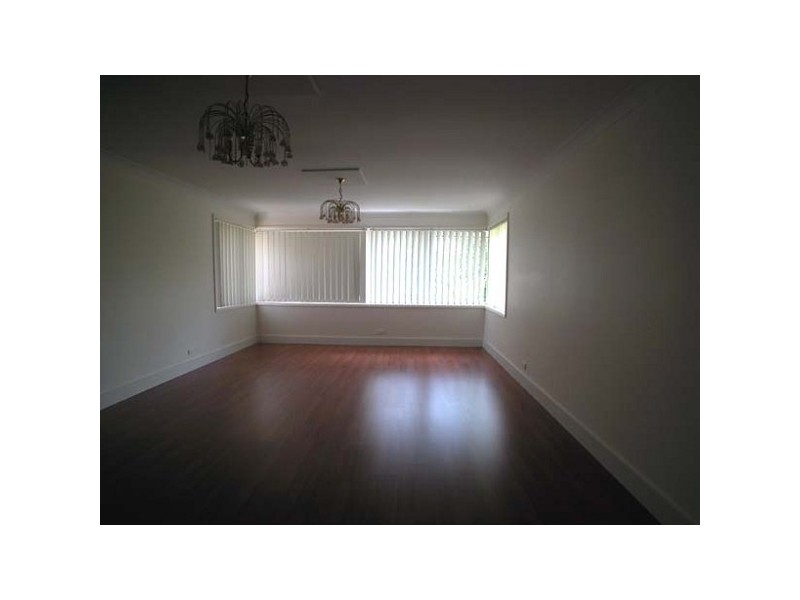 8 Zermatt Avenue, Seven Hills NSW 2147