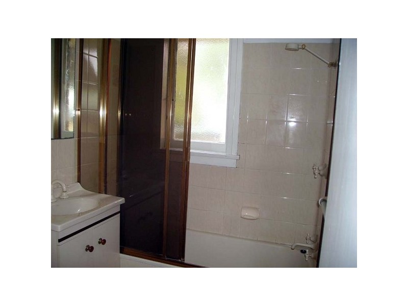 1 ROSE PLACE, Lalor Park NSW 2147