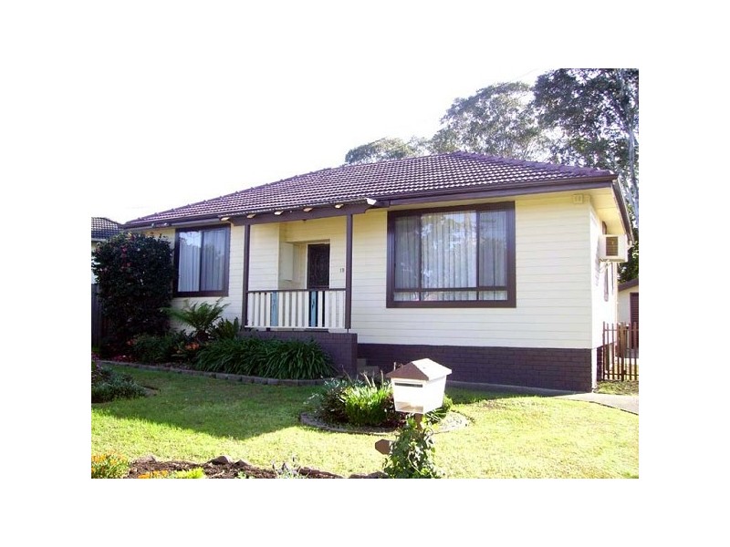 19 ANNE AVENUE, Seven Hills NSW 2147