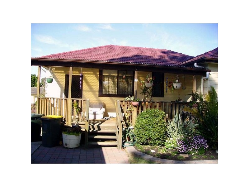 19 ANNE AVENUE, Seven Hills NSW 2147