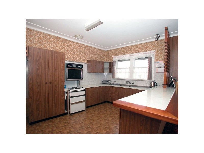 30 Hayes Road, Seven Hills NSW 2147