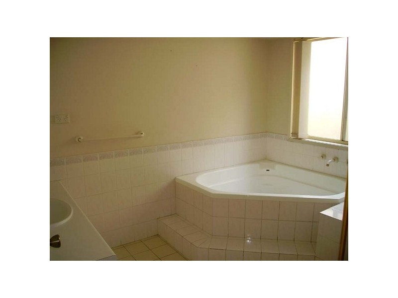 30 KINNANE CRS, Acacia Gardens NSW 2763