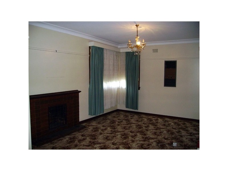 46 FOURTH AVENUE, Seven Hills NSW 2147