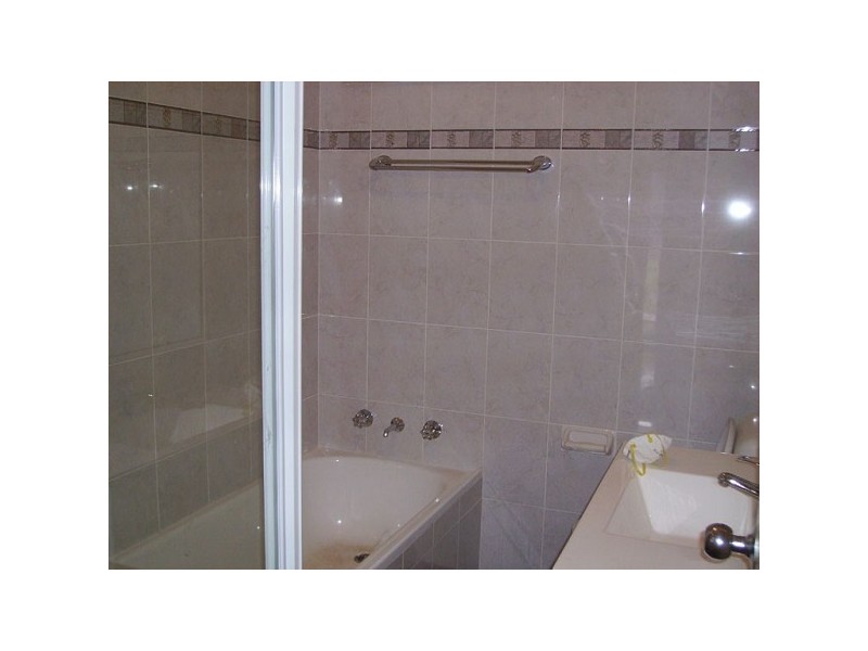 38 MONARO STREET, Seven Hills NSW 2147