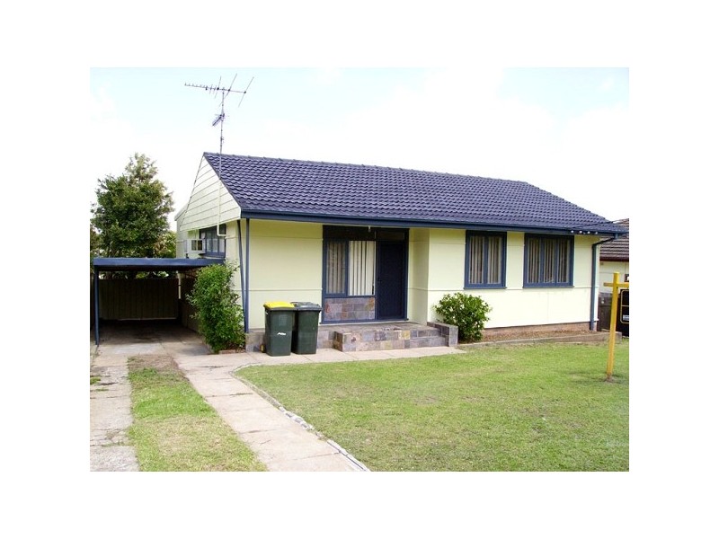 16 MONCRIEFF ROAD, Lalor Park NSW 2147