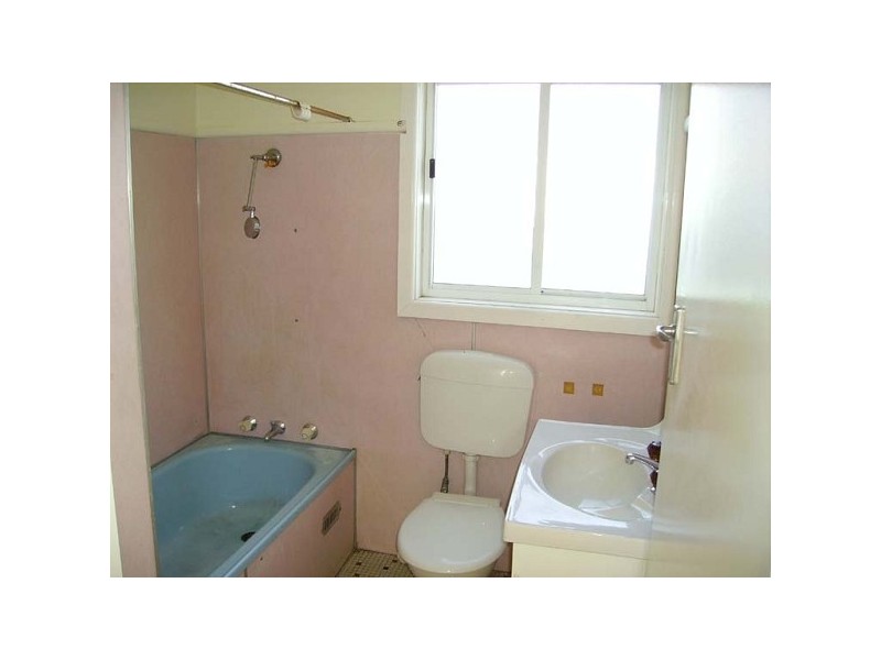 26 OLDFIELD ROAD, Seven Hills NSW 2147