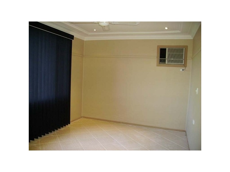 30 VENN AVENUE, Lalor Park NSW 2147