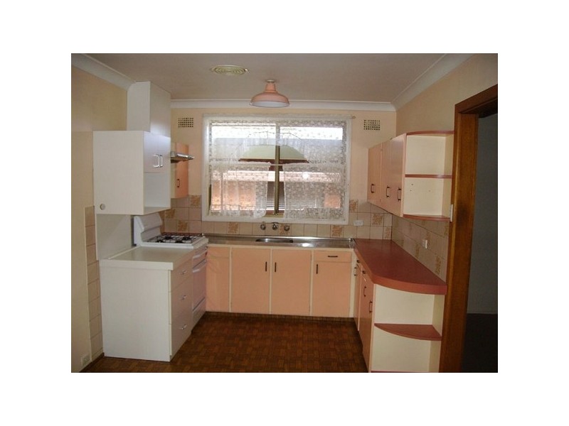 4 MICHIGAN ROAD, Seven Hills NSW 2147