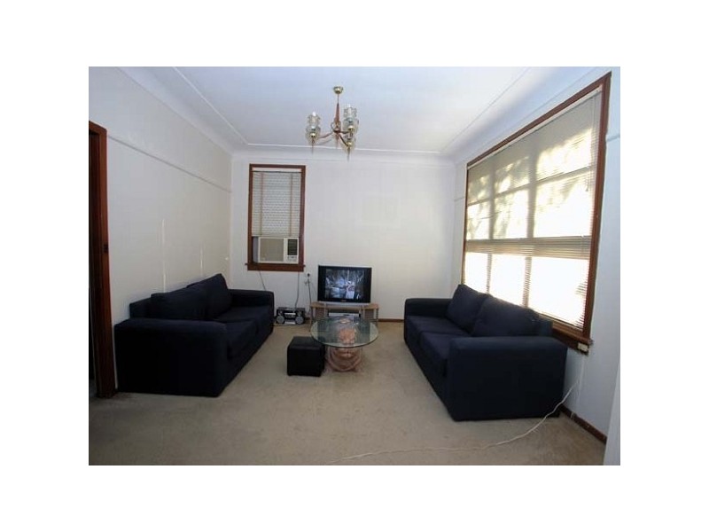 1 DIANE DRIVE, Lalor Park NSW 2147