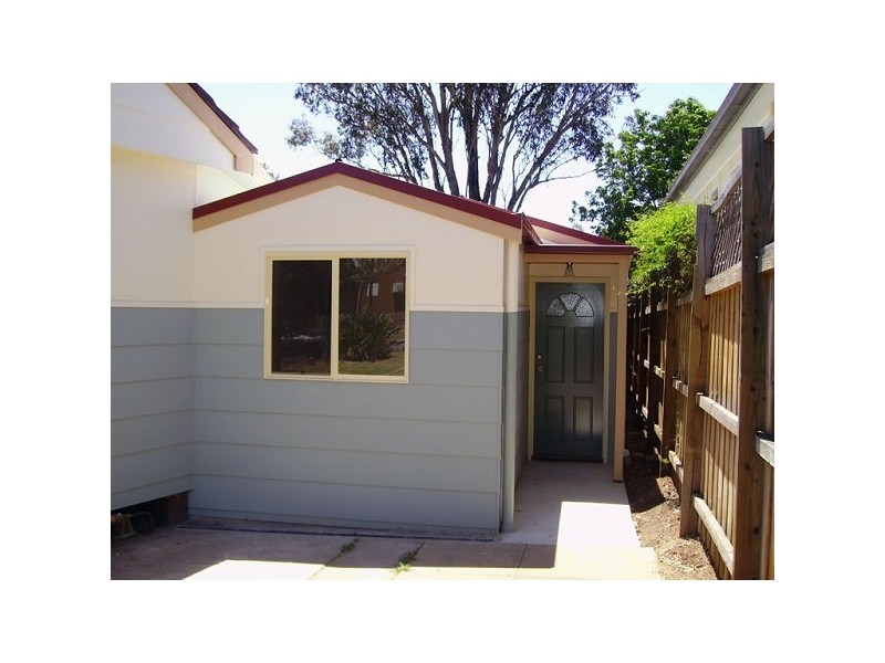 8b OLDFIELD ROAD, Seven Hills NSW 2147