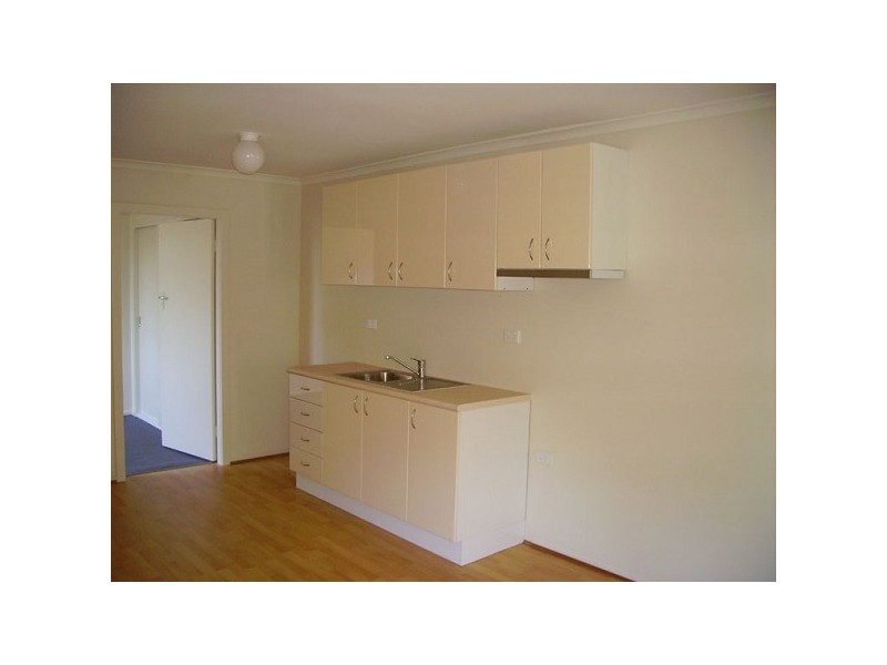 8b OLDFIELD ROAD, Seven Hills NSW 2147