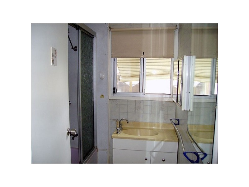 24 PIONEER STREET, Seven Hills NSW 2147