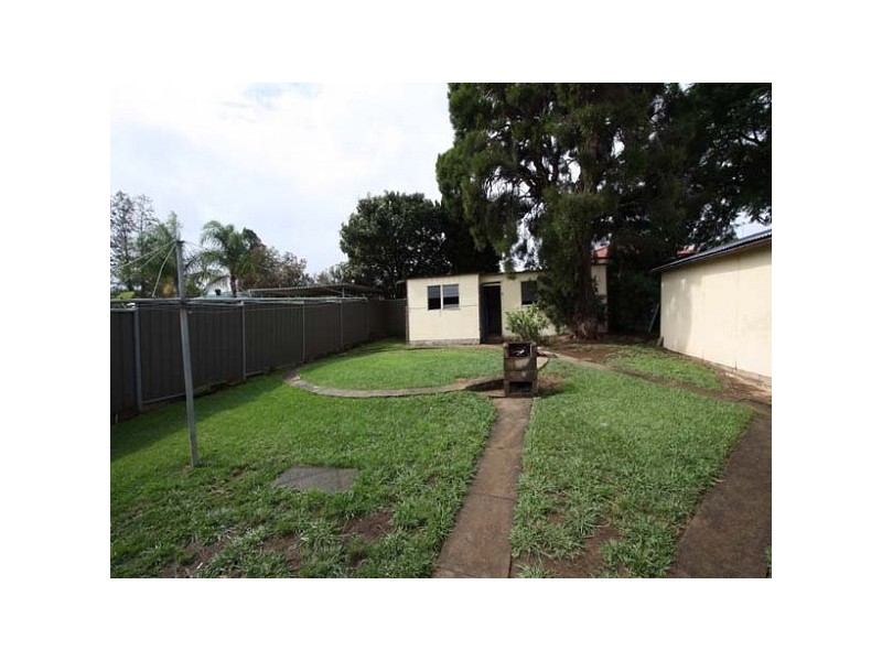17 Blaxland Street, Lalor Park NSW 2147