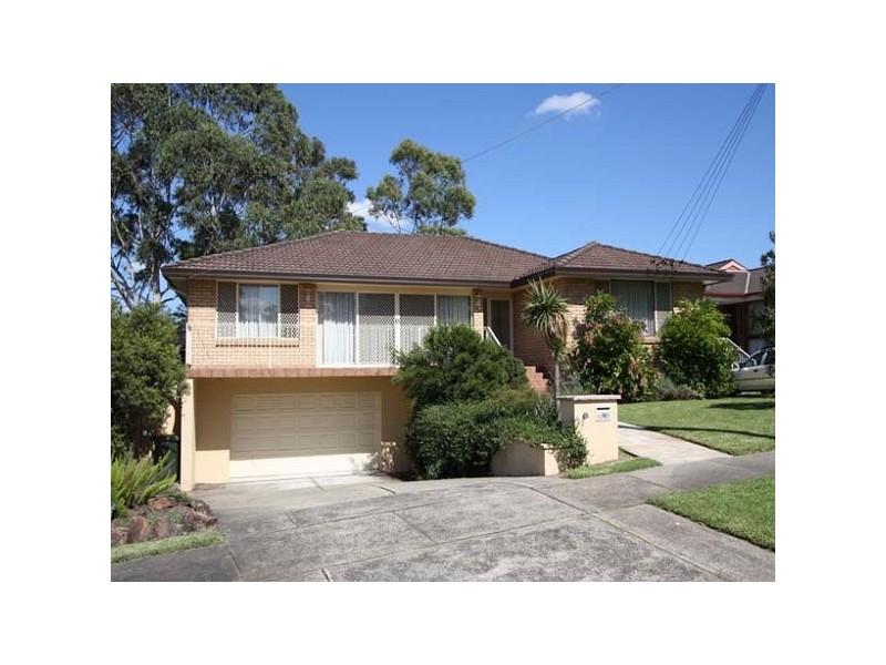 16 Topaz Crescent, Seven Hills NSW 2147