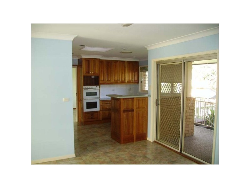 16 Topaz Crs, Seven Hills NSW 2147