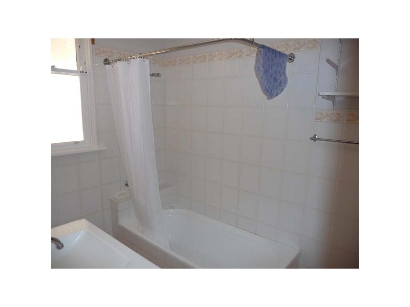 21 Hayes Road, Seven Hills NSW 2147