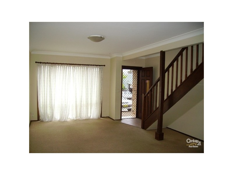 2/8-10 William Street, Seven Hills NSW 2147