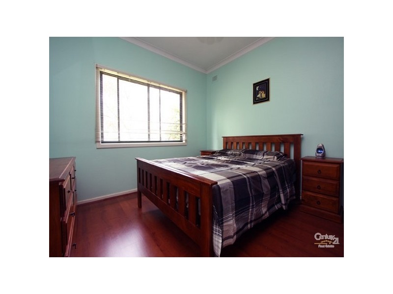 25 Orlando Crescent, Seven Hills NSW 2147