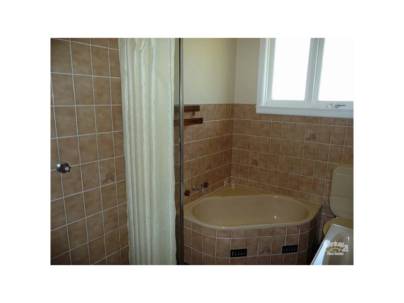 22 Charlton Road, Lalor Park NSW 2147