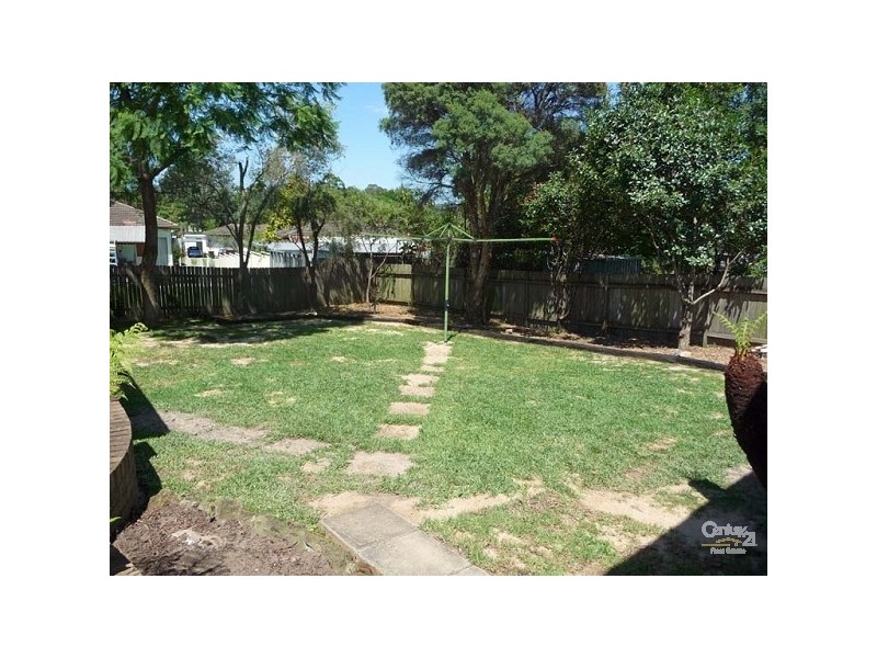 22 Charlton Road, Lalor Park NSW 2147