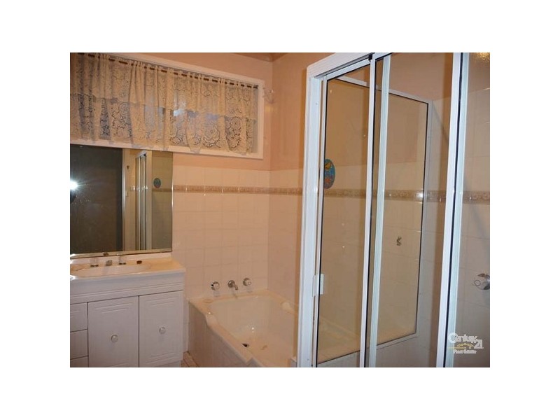 9 TATHRA PLACE, Castle Hill NSW 2154